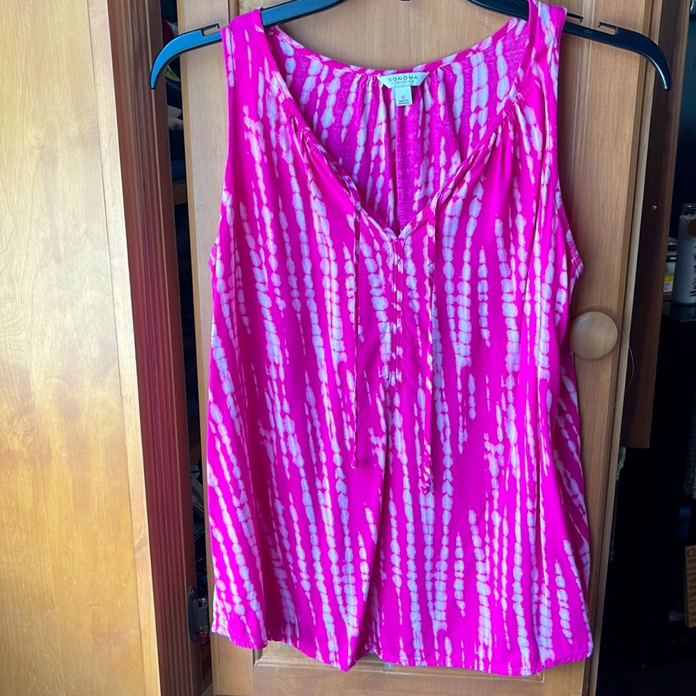 Sonoma. Small. Pink patterned tank top.